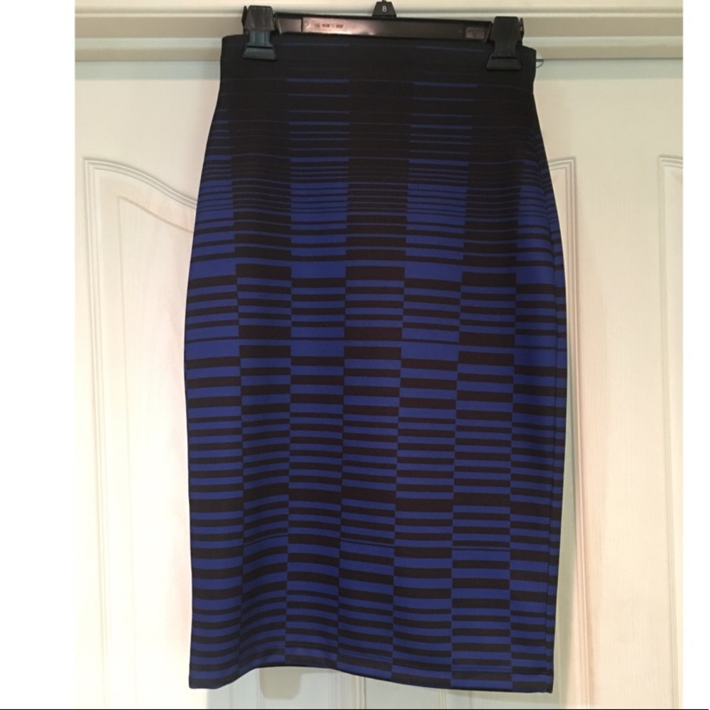 🆕ANALILI Geometric print high waist skirt NWT🆕 - Picture 2 of 5